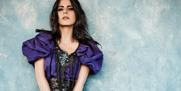 Şarkıcı Simge'den Dans Şov