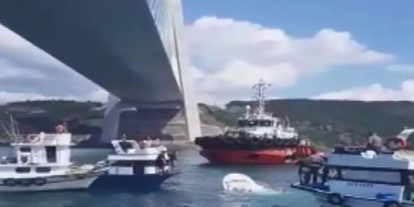 Son Dakika: Yavuz Sultan Selim Köprüsü'nde Geminin Çarptığı Balıkçı Teknesi Battı