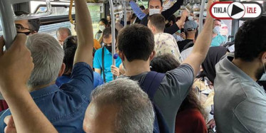 Sosyal Mesafenin Unutulduğu Anlar