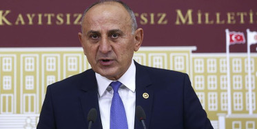 Stüdyoda gergin anlar: CHP'li Dursun Çiçek para sayma skandalı üzerine tepki gösterdi