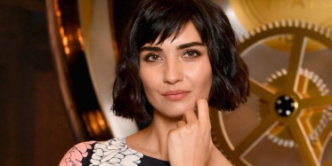 Tuba Büyüküstün YouTube Kanalı Açtı