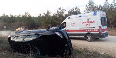 Tekirdağ’da Araç Şarampole Yuvarlandı: 2 Yaralı