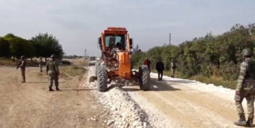 TSK'dan Tel Abyad'da Yol Çalışması