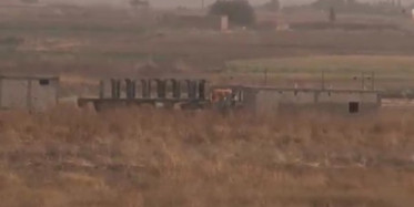 Terör Örgütü PKK/YPG Sınır Hattıa Beton Blok Sevk Etti