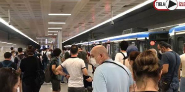 Tramvayda Duman Paniği!