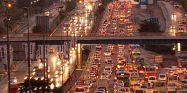 Tüm Polisi Peşine Takan Ve Onlarca Araca Hasar Veren Kadın Sürücü