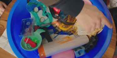 Tutunamayanlar Dizisinde Mahalleli Edebiyat Yazarı Oluyor