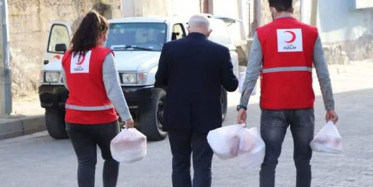 Türk Kızılay'ından 12 Bin Kişiye Yemek Yardımı