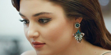 Estetik Operasyon Sonrasında Hande Erçel İlk Defa Objektiflere Yakalandı!