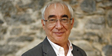 Usta Oyuncu Şener Şen Aşı Çağrısı Yaptı