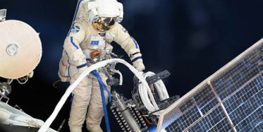 Rus Kozmonotlar Uzay Yürüyüşüne Çıktı