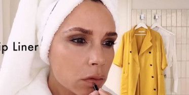Victoria Beckham Merak Edenler İçin Abartısız Makyaj Sırlarını Veriyor
