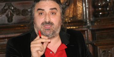 'Ölünce Beni Yakın' Diyen Volkan Konak'tan Açıklama Geldi