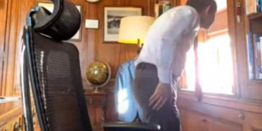 Boğaziçili Öğrenciler İstemedikleri Rektör, Cama Çıkıp El Sallayınca Yuhalamaya Başladı