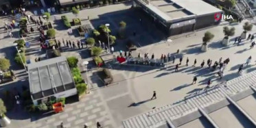 Yasaklardan Önce Vatandaşlar AVM'ye Akın Etti