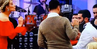 Esra Erol'da Stüdyo Karıştı!