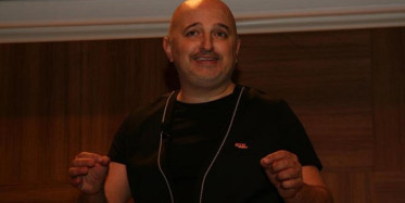 Yavuz Seçkin, Aleyna Tilki'yi Taklit Edebilmek İçin Burnunu Kaldırttı