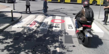 İstanbul'da 3 Boyutlu Yaya Geçidi Yapıldı