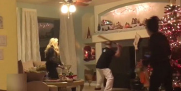 Annesine Şaka Yapan Adam Bir Anda...