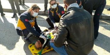 Yerde Yaralı Yatan Kişinin Babası Oluğunu Görünce Şoka Girdi