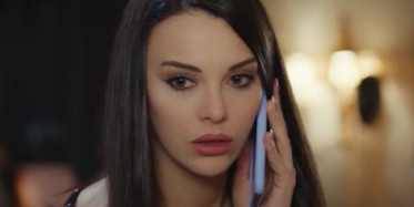 Leyla Yıldız ve Nadir'in Evleneceğini Öğrenir