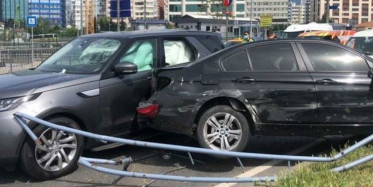 Zincirlikuyu'da 11 Araç Kazaya Karıştı: 4 Yaralı