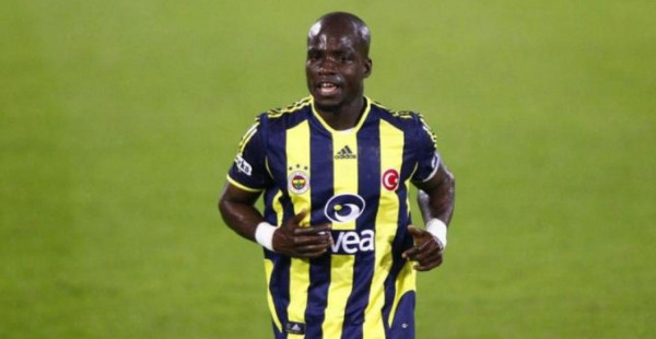 Alex de Souza ve Stephen Appiah İşbirliği İle Muhteşem Bir Gol!